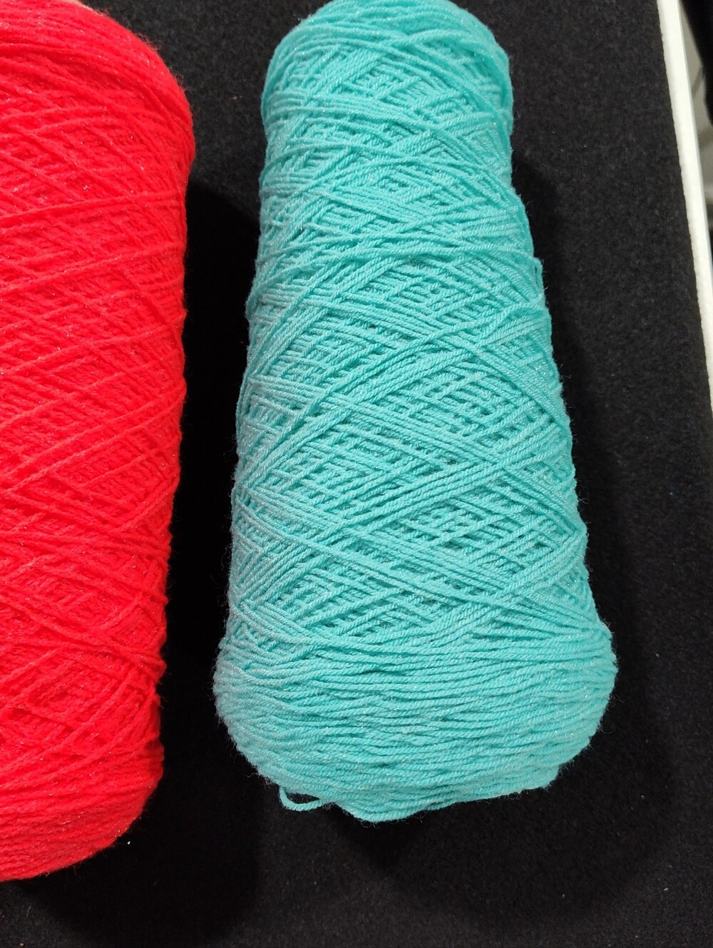 7 yarn cones lot - Multi-color - Tan, Green, Rose, Brown, Light Blue, Red, Mint - Picture 5 of 5